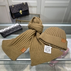 Loewe Caps Scarfs